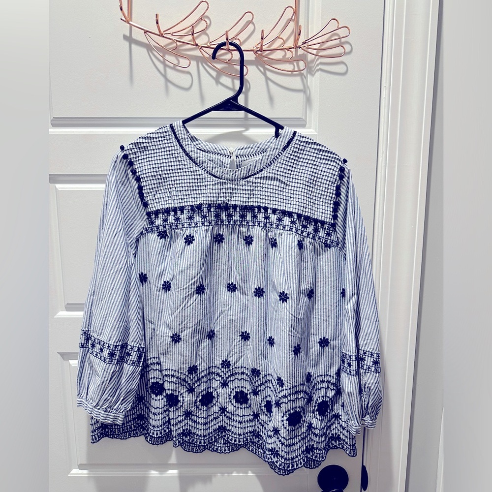 Crown and Ivy XL Embroidered Blouse